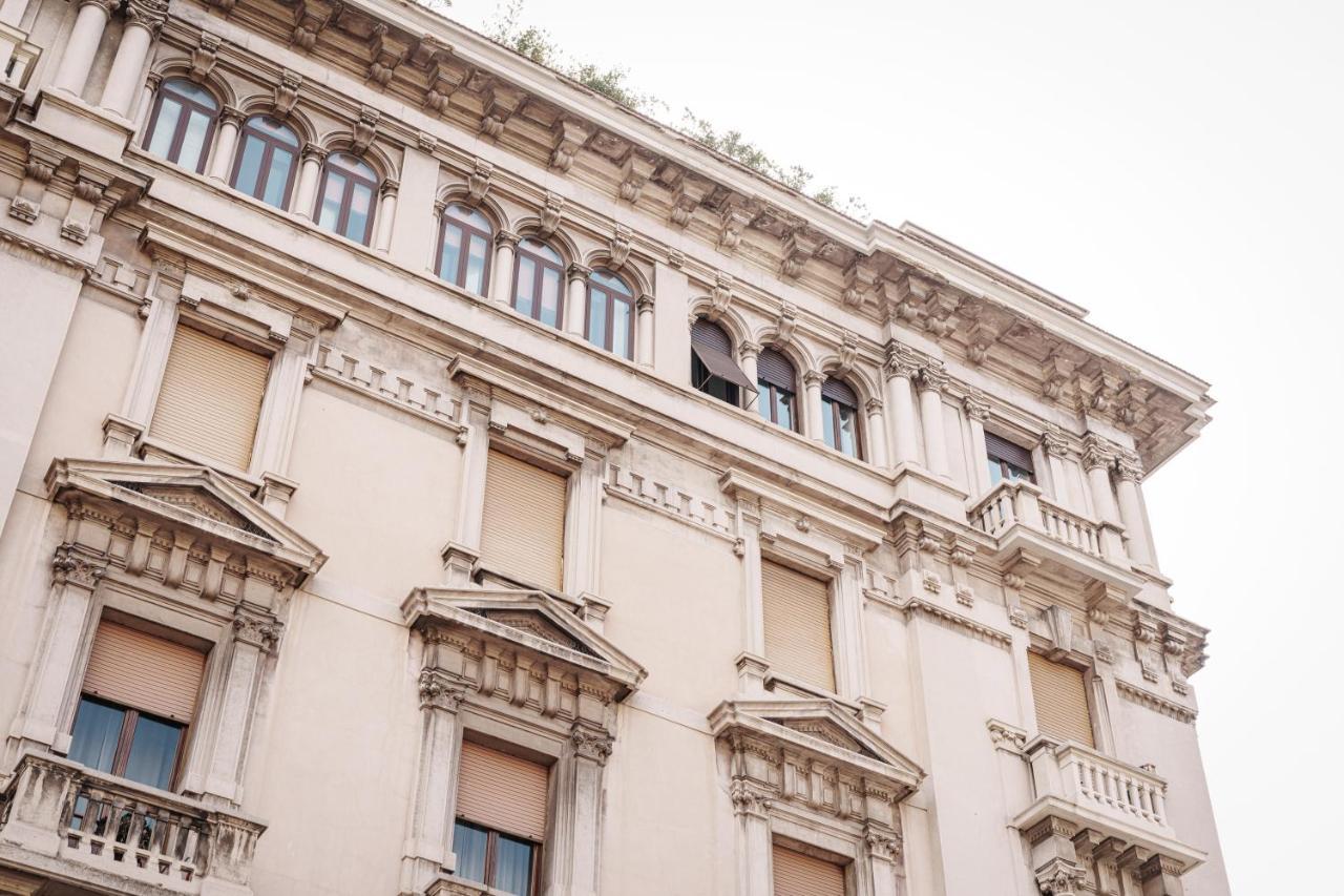 Art View Luxury Apartment Bari Exterior photo